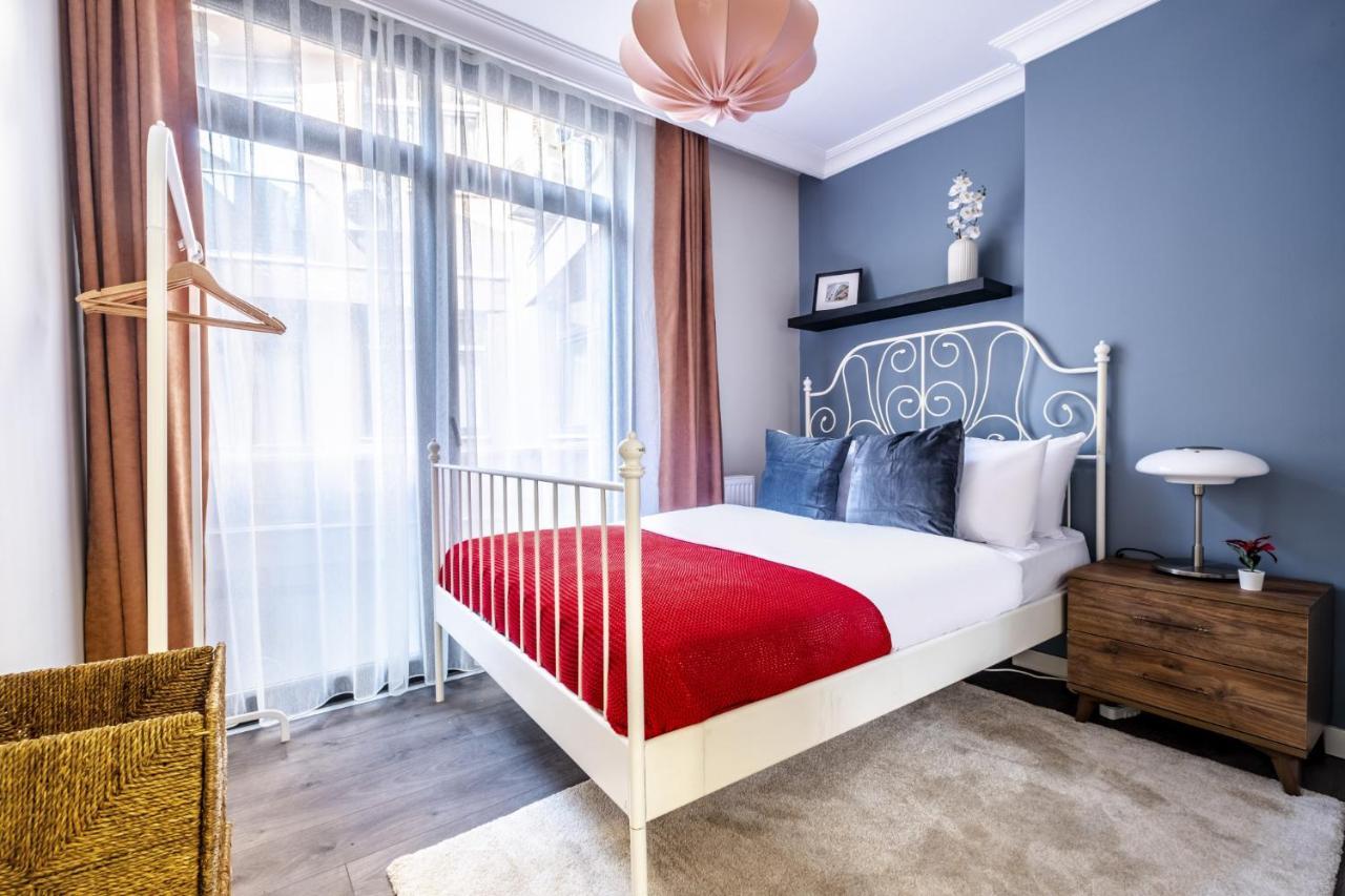 Central Flat With Sleek Interior In Sisli Isztambul Kültér fotó